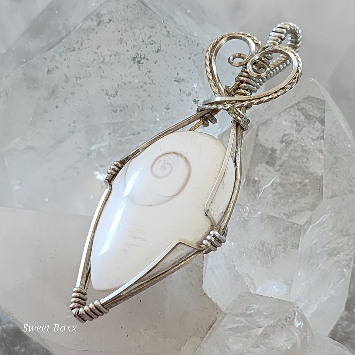 Gomti Chakra Pendant