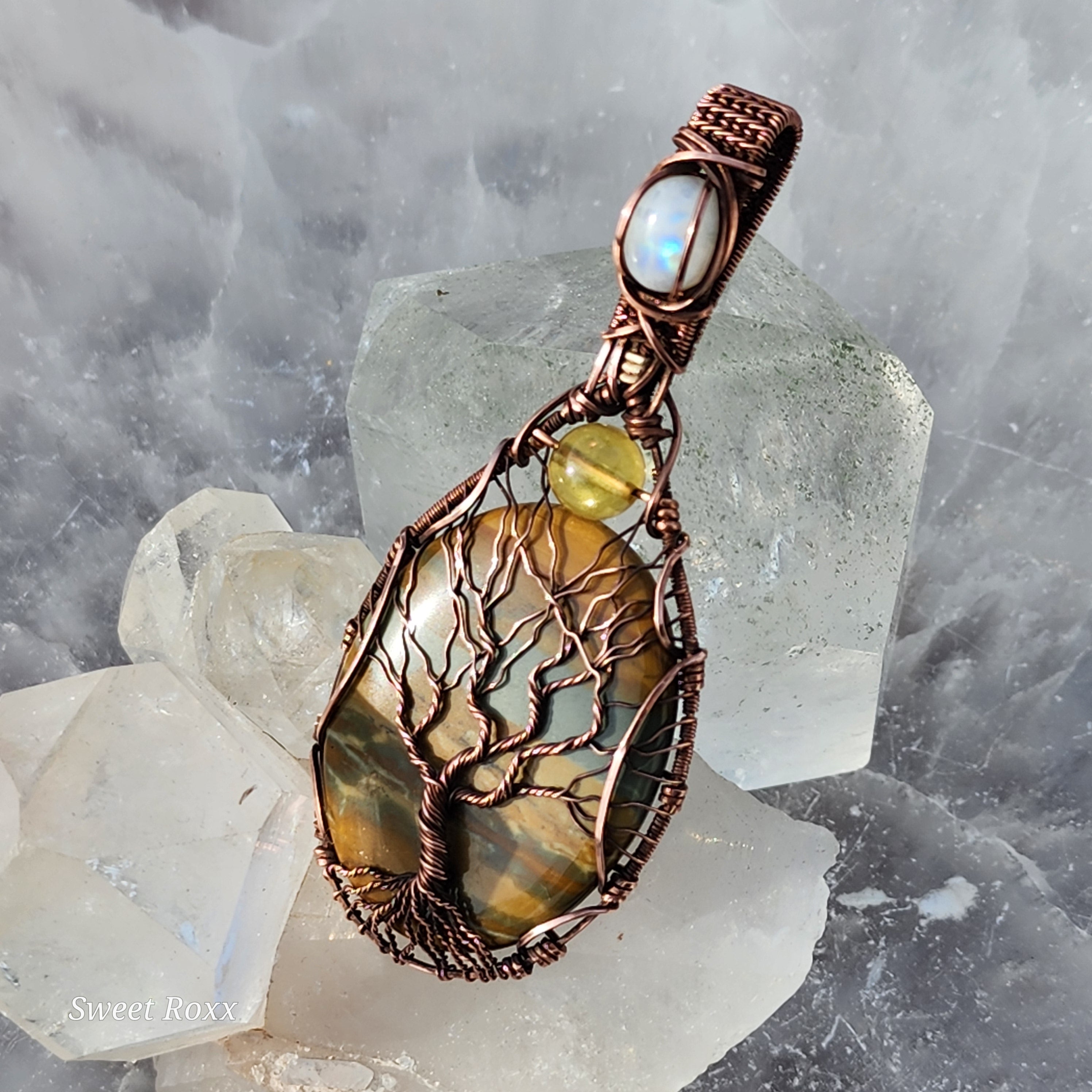 The Desert Spirit Weaver Talisman