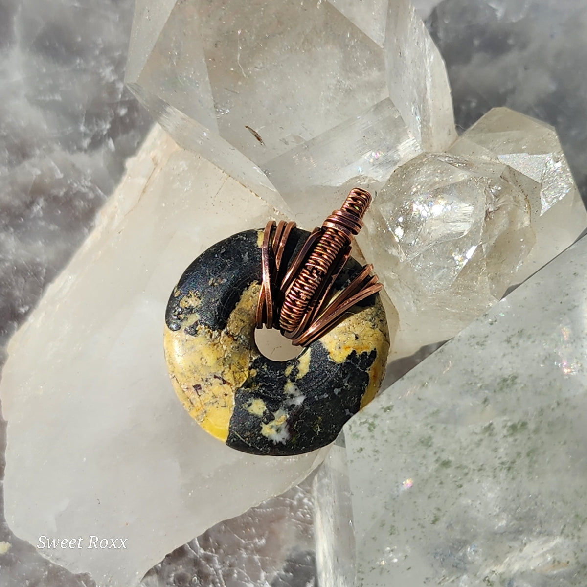 Atlantasite Stichtite Donut Medallion