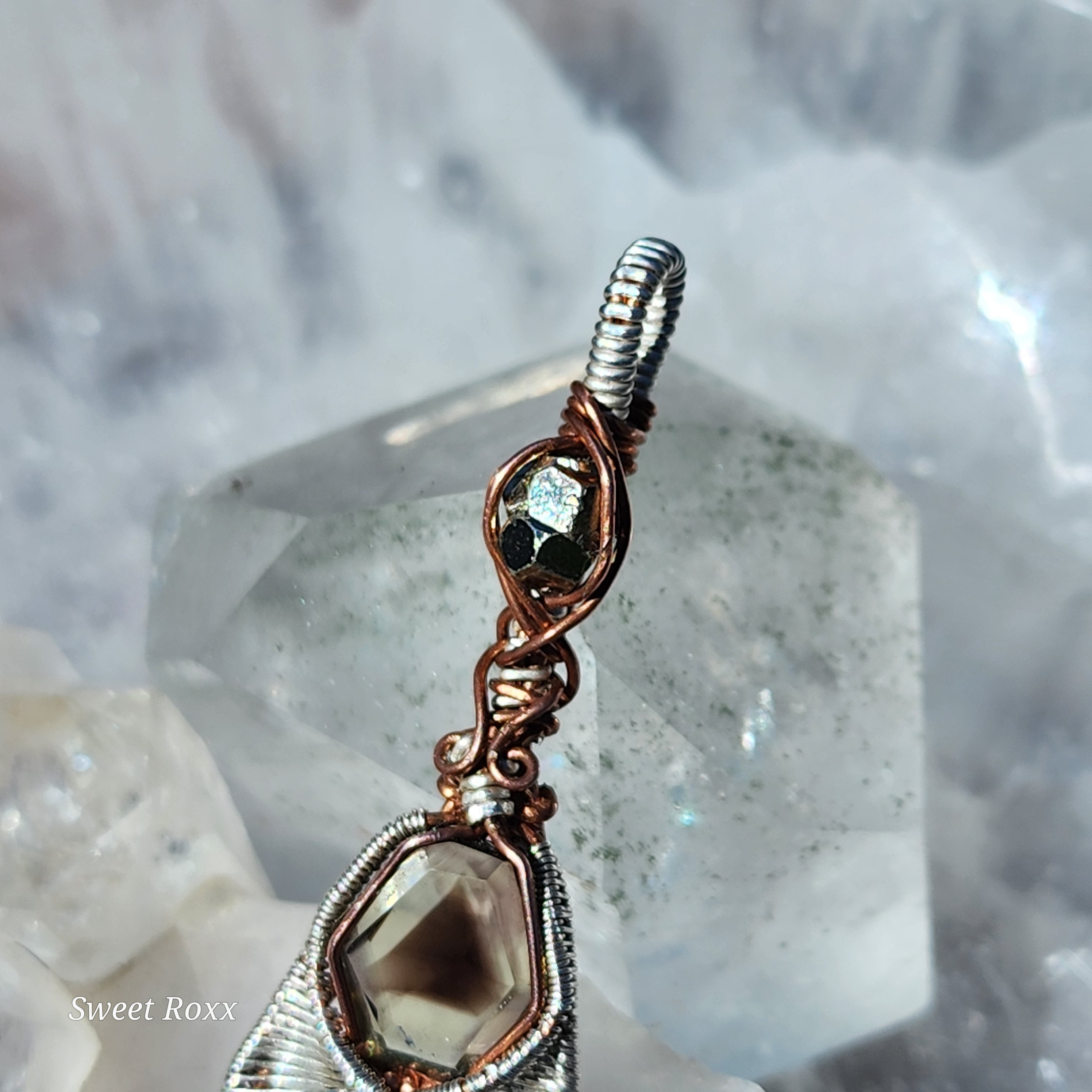 The Elder Oracle of Aeon Talisman