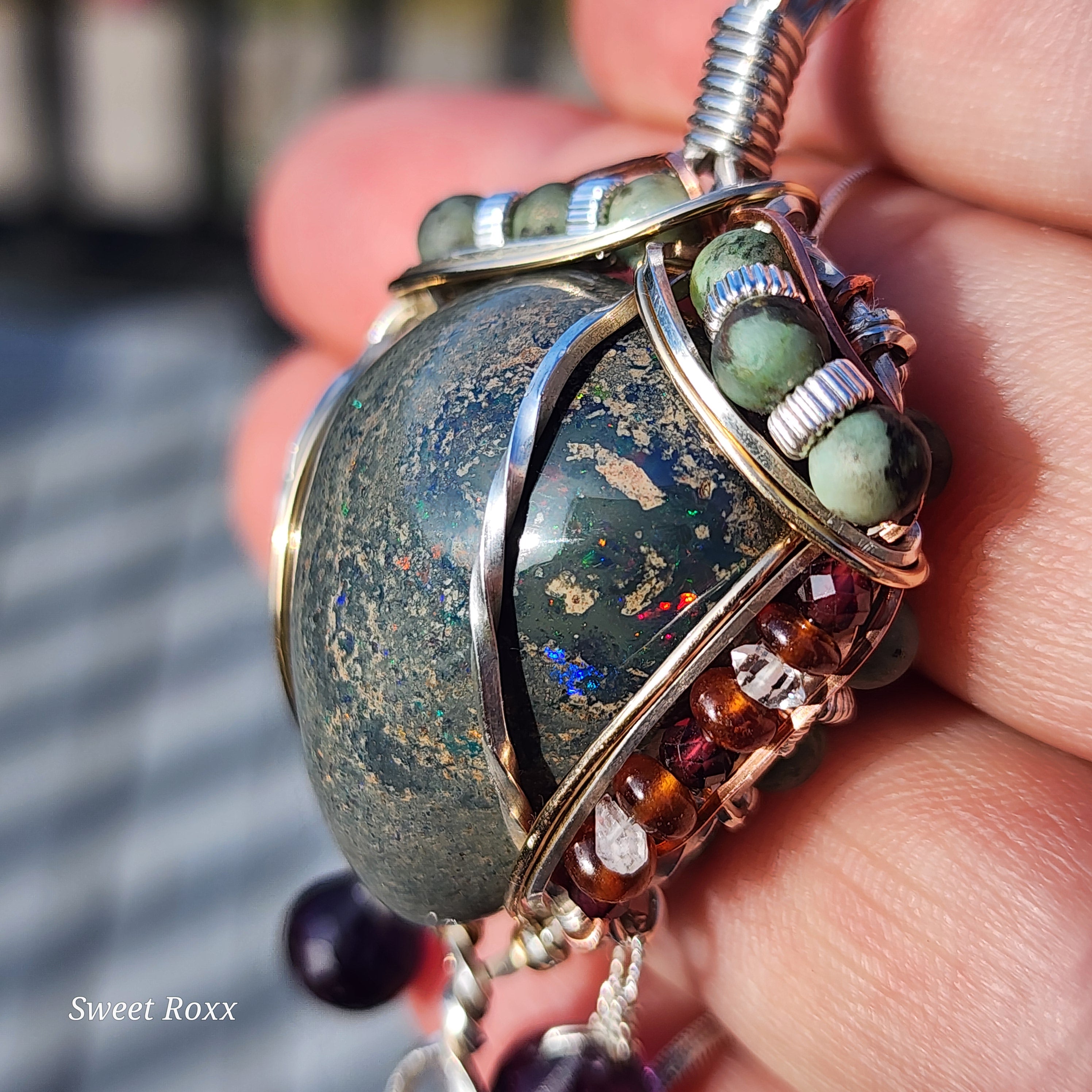 The Sovereign Oracle Talisman