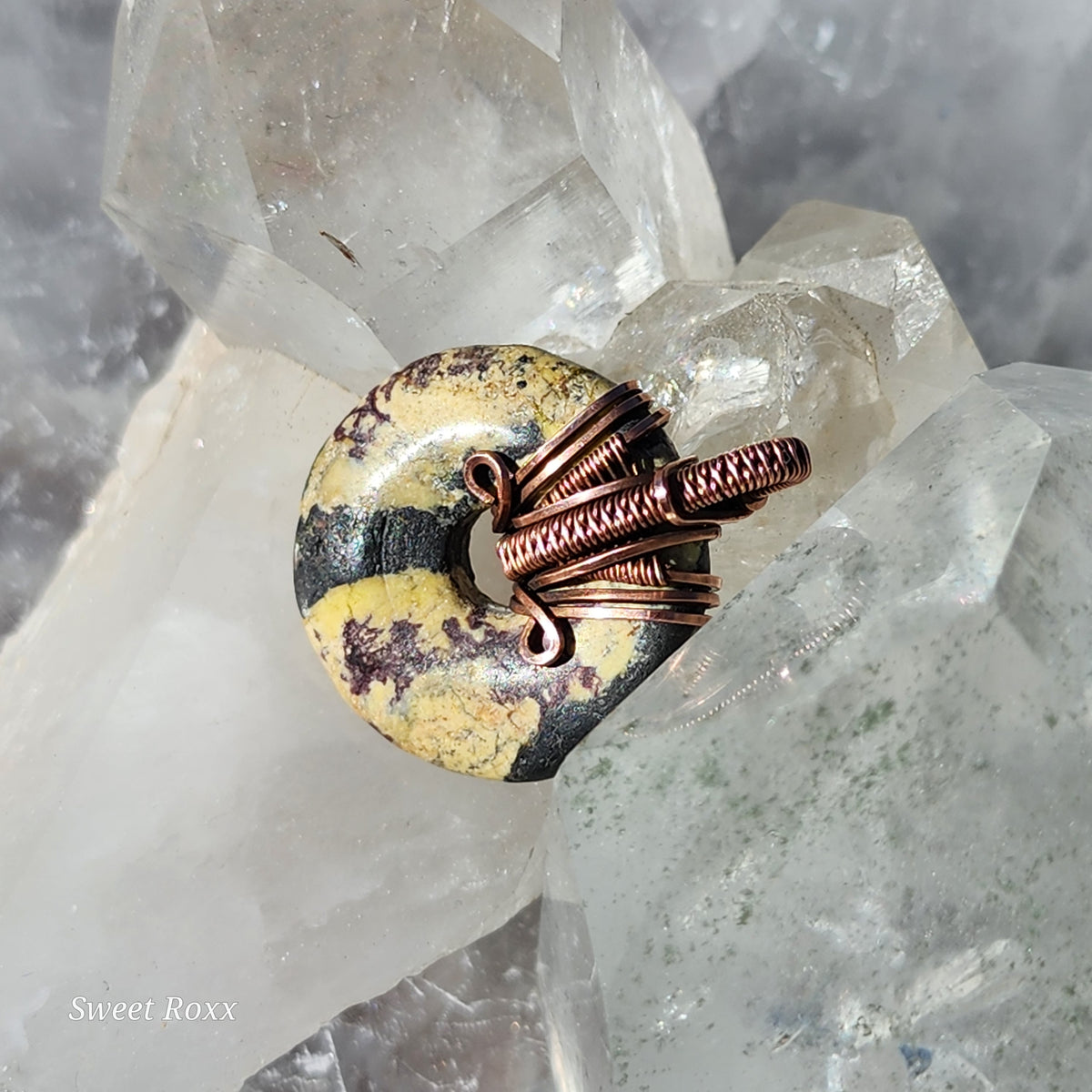 Atlantasite Stichtite Donut Medallion