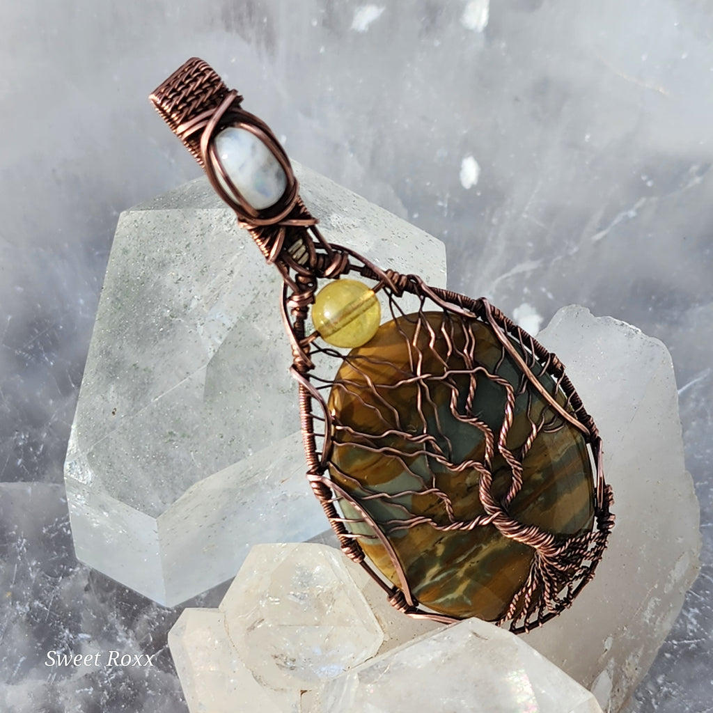 The Desert Spirit Weaver Talisman