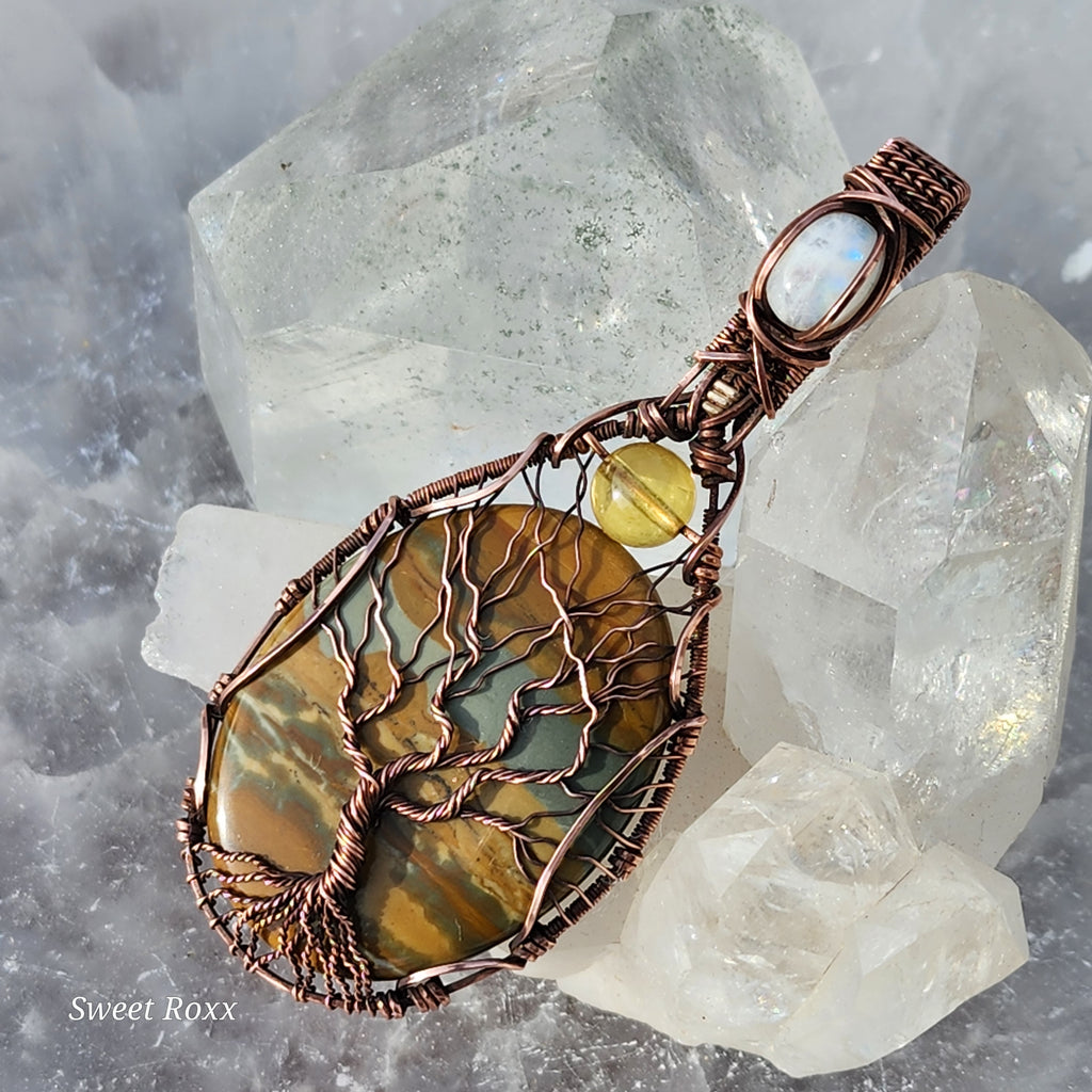 The Desert Spirit Weaver Talisman